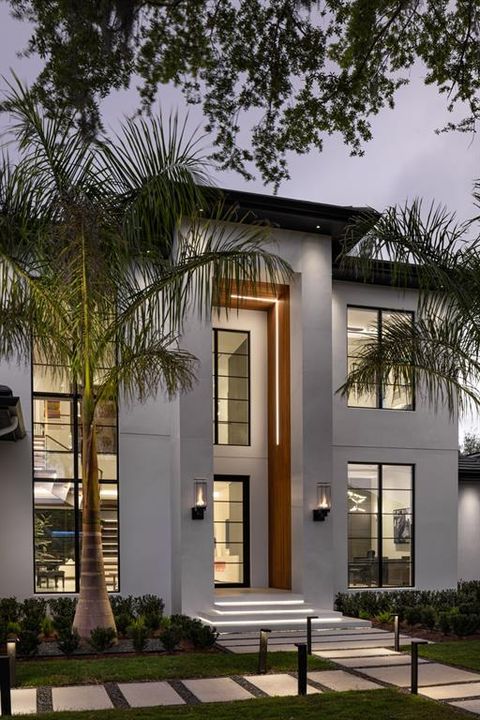 For Rent: $19,000 (5 beds, 5 baths, 5164 Square Feet)