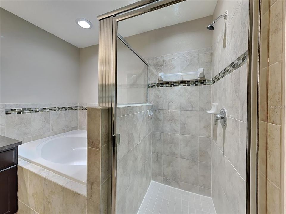 出租: $1,949 (3 贝兹, 2 浴室, 1478 平方英尺)