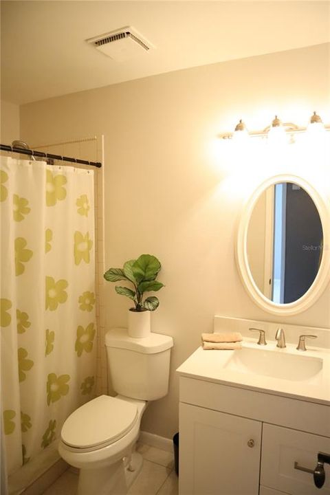 En Venta: $374,900 (4 camas, 2 baños, 1313 Pies cuadrados)