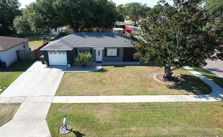 En Venta: $374,900 (4 camas, 2 baños, 1313 Pies cuadrados)