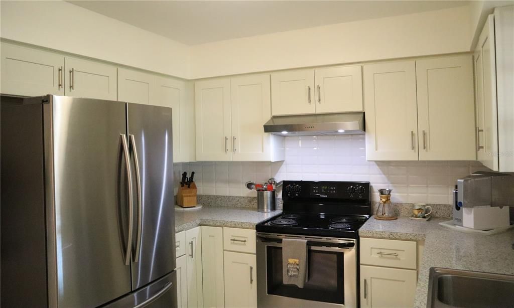 En Venta: $374,900 (4 camas, 2 baños, 1313 Pies cuadrados)