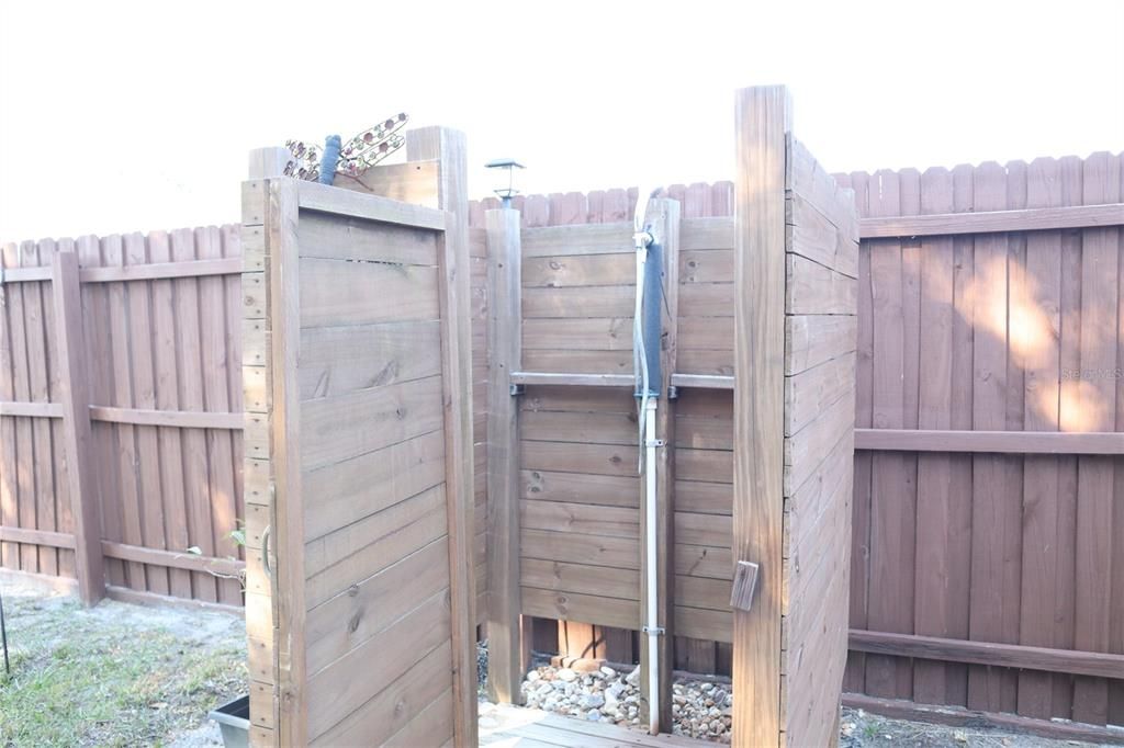 En Venta: $374,900 (4 camas, 2 baños, 1313 Pies cuadrados)