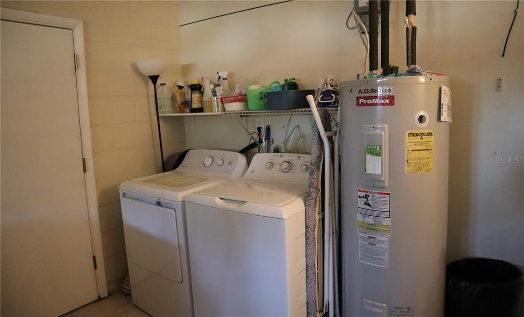 En Venta: $374,900 (4 camas, 2 baños, 1313 Pies cuadrados)