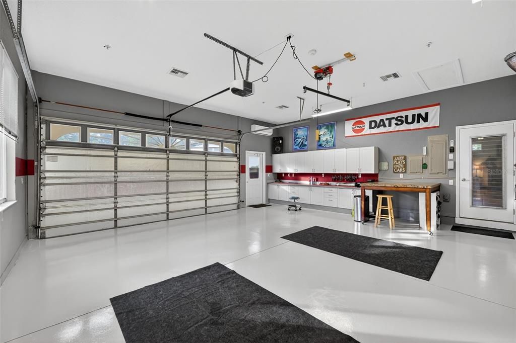 For Sale: $798,000 (3 beds, 2 baths, 2420 Square Feet)