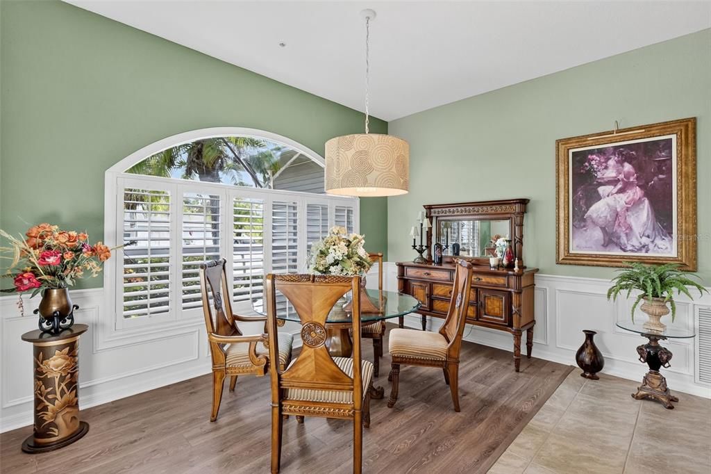 For Sale: $798,000 (3 beds, 2 baths, 2420 Square Feet)