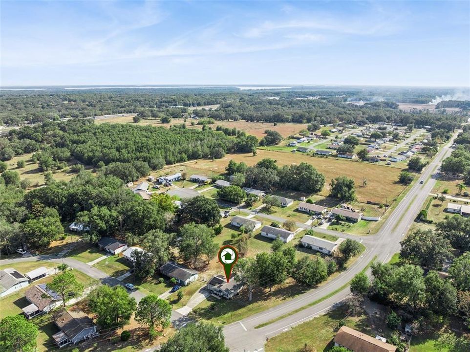 待售: $182,000 (3 贝兹, 1 浴室, 1250 平方英尺)