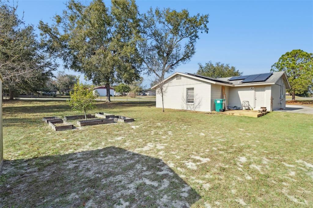 待售: $182,000 (3 贝兹, 1 浴室, 1250 平方英尺)