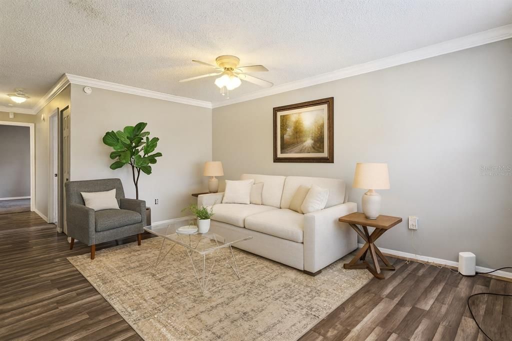 待售: $182,000 (3 贝兹, 1 浴室, 1250 平方英尺)