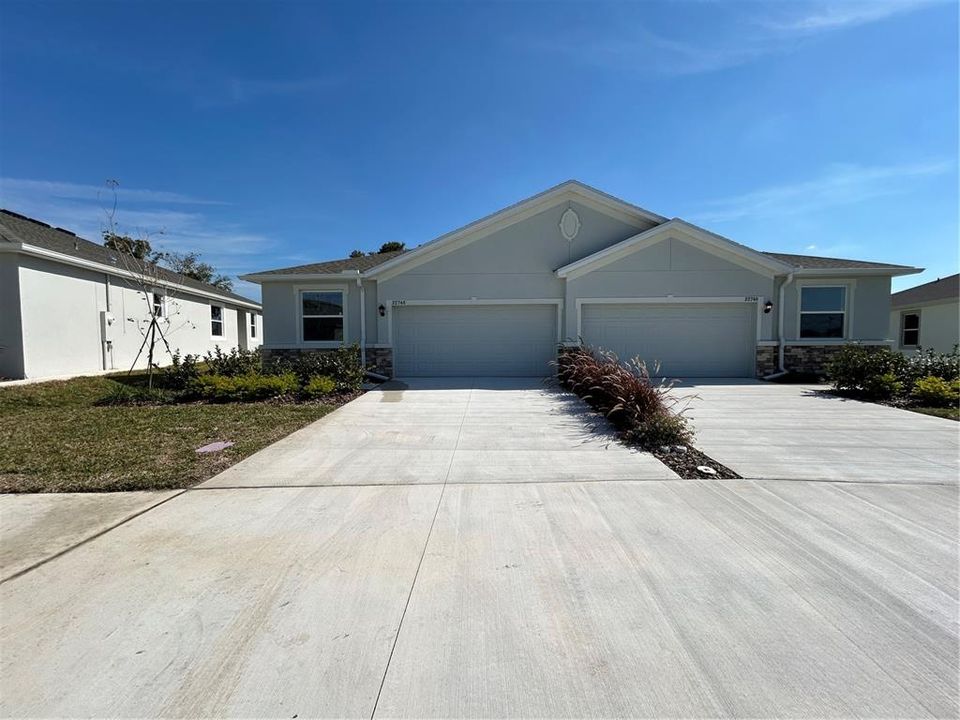 В аренду: $2,399 (3 спален, 2 ванн, 1564 Квадратных фут)