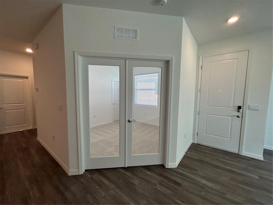 В аренду: $2,399 (3 спален, 2 ванн, 1564 Квадратных фут)