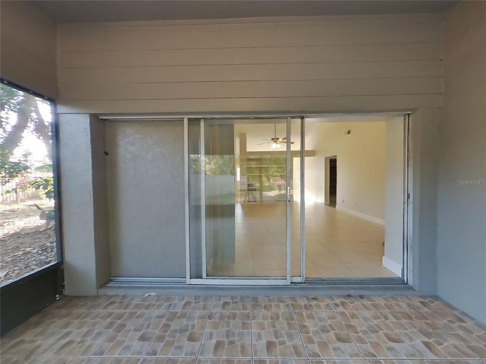 En Renta: $2,419 (3 camas, 2 baños, 1636 Pies cuadrados)