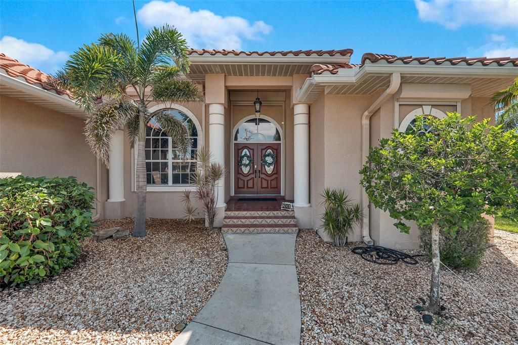 For Rent: $6,500 (3 beds, 2 baths, 2197 Square Feet)