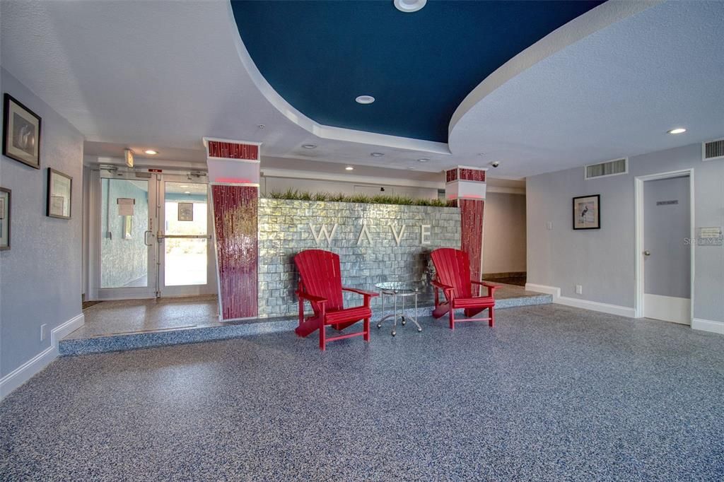 For Rent: $1,850 (2 beds, 1 baths, 887 Square Feet)