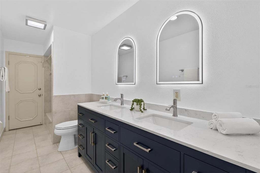 合同活跃: $460,000 (3 贝兹, 2 浴室, 1676 平方英尺)