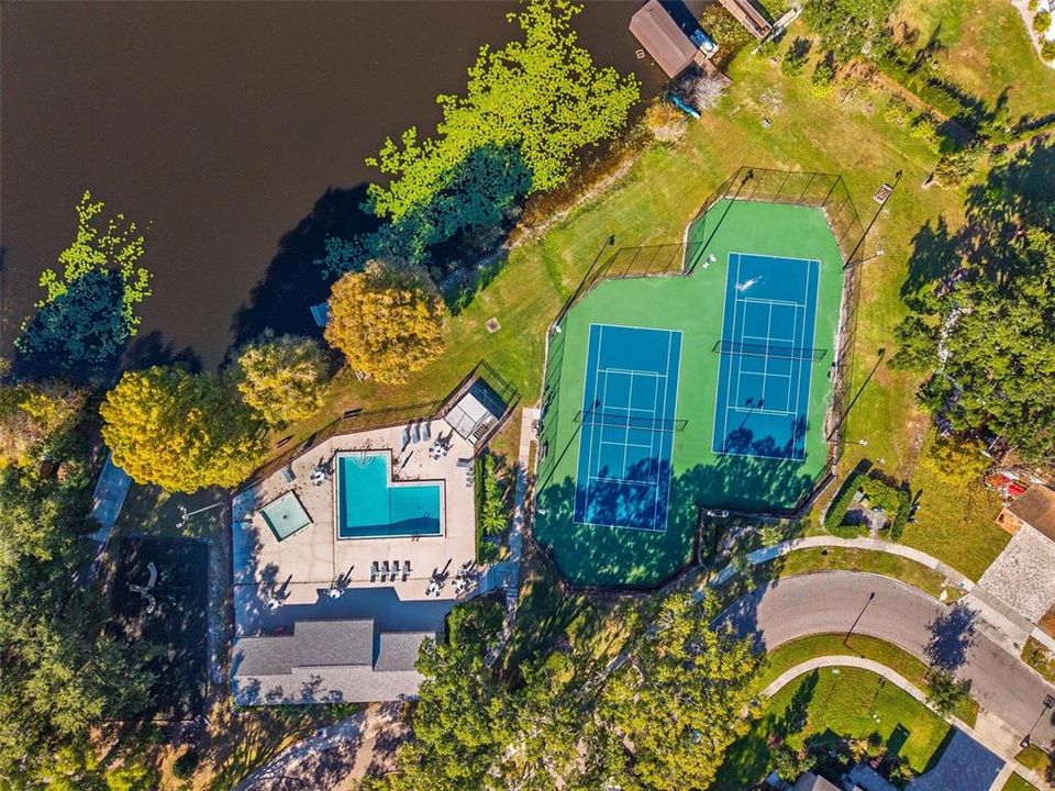 合同活跃: $460,000 (3 贝兹, 2 浴室, 1676 平方英尺)