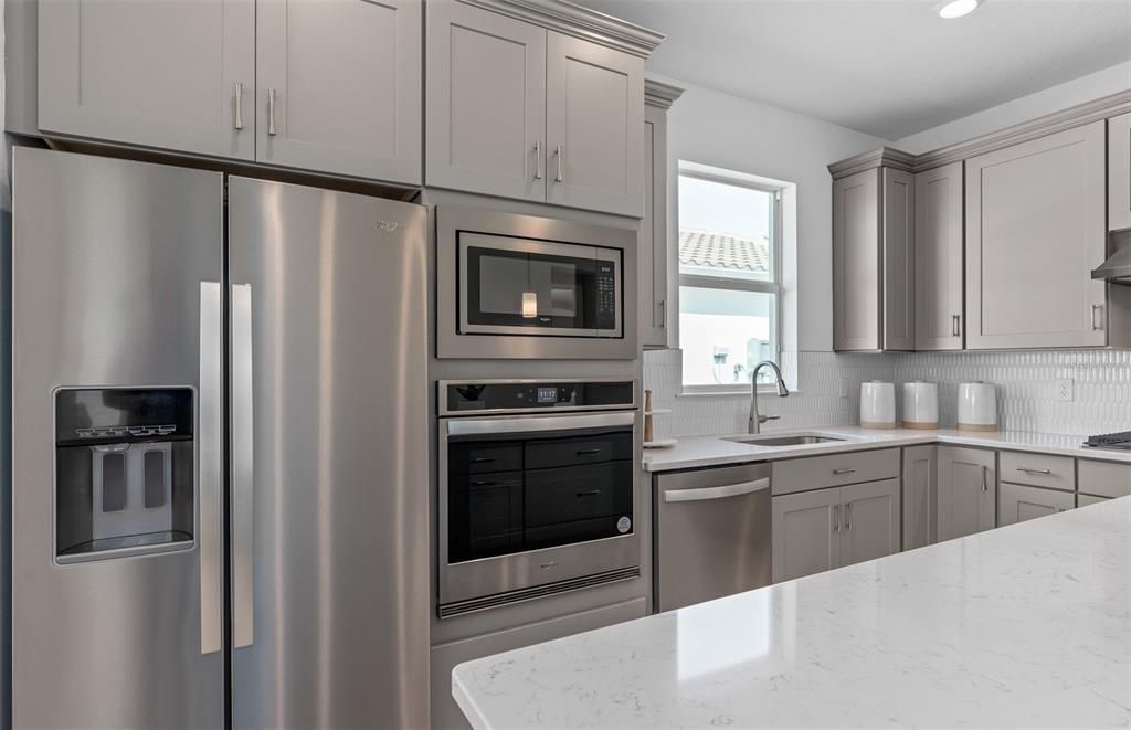 待售: $477,810 (2 贝兹, 2 浴室, 1405 平方英尺)