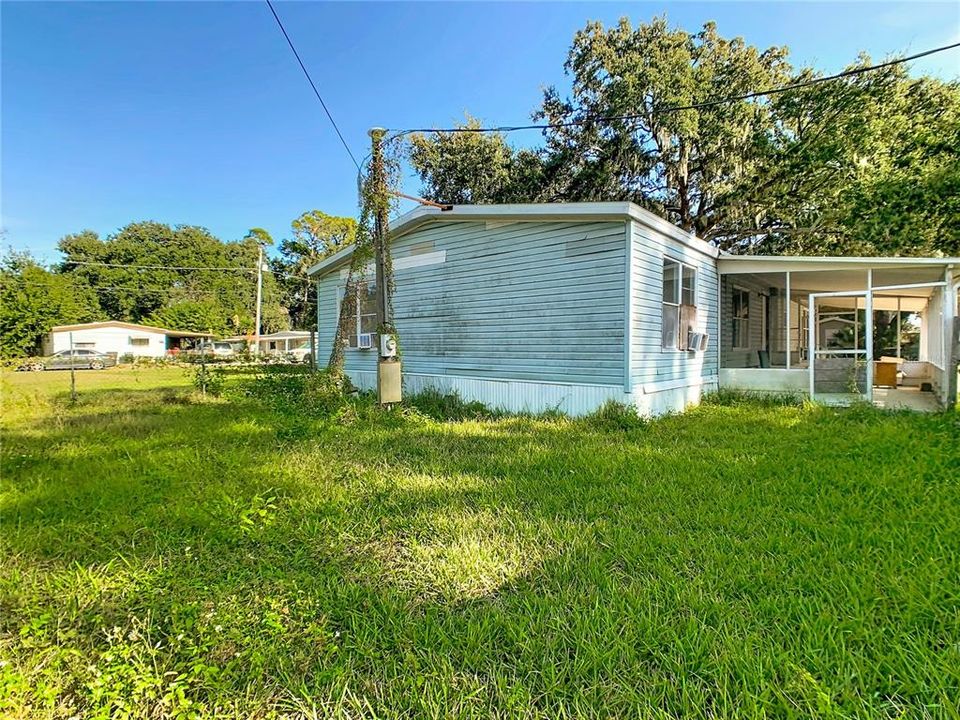 For Sale: $95,000 (4 beds, 2 baths, 1680 Square Feet)