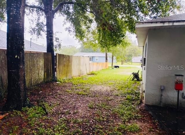 На продажу: $224,999 (3 спален, 2 ванн, 1144 Квадратных фут)