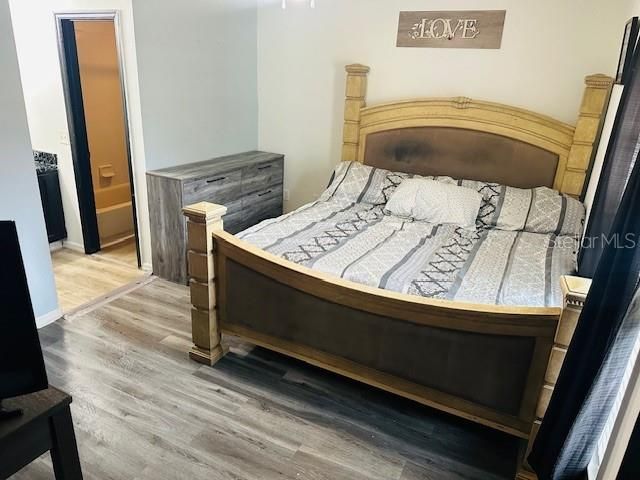 На продажу: $224,999 (3 спален, 2 ванн, 1144 Квадратных фут)