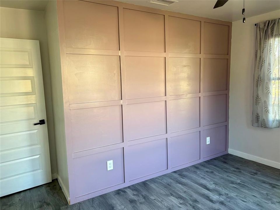 合同活跃: $249,000 (3 贝兹, 2 浴室, 1172 平方英尺)