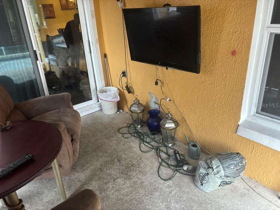 На продажу: $329,900 (3 спален, 2 ванн, 1237 Квадратных фут)