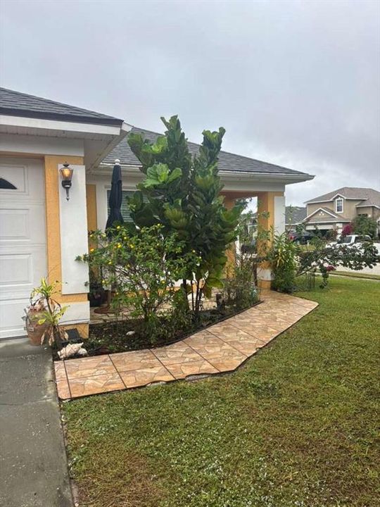 На продажу: $329,900 (3 спален, 2 ванн, 1237 Квадратных фут)