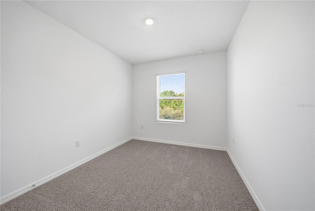 For Rent: $2,300 (3 beds, 2 baths, 1463 Square Feet)