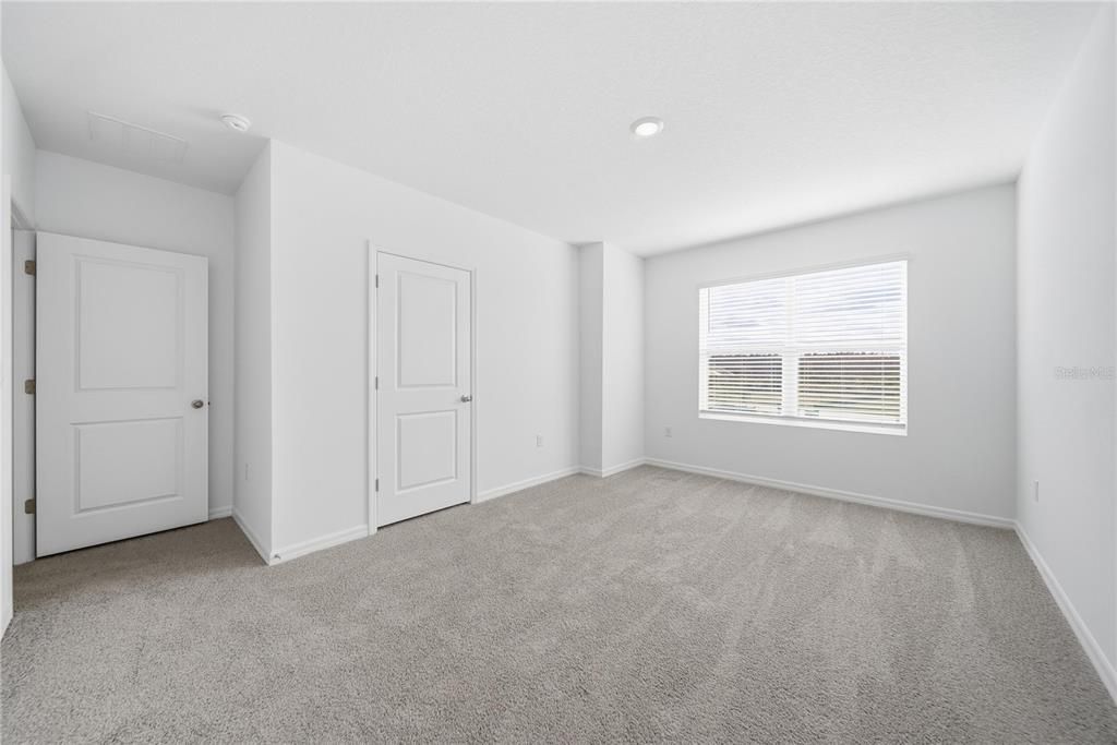 For Rent: $2,300 (3 beds, 2 baths, 1463 Square Feet)