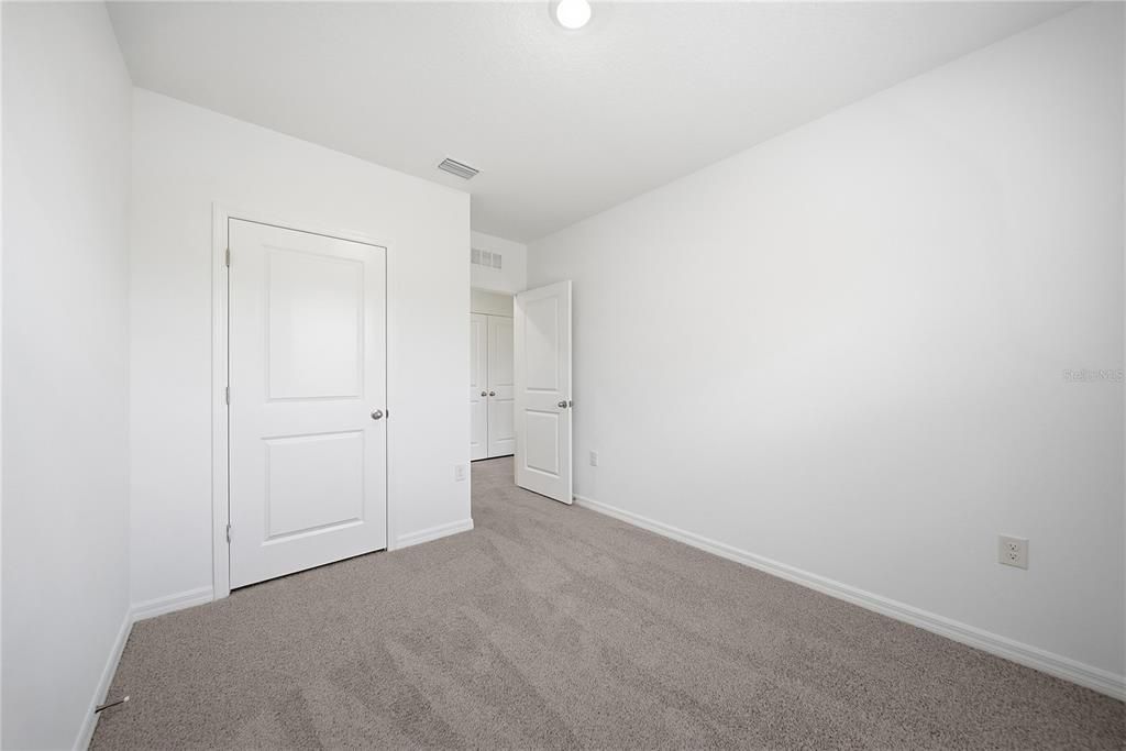 For Rent: $2,300 (3 beds, 2 baths, 1463 Square Feet)