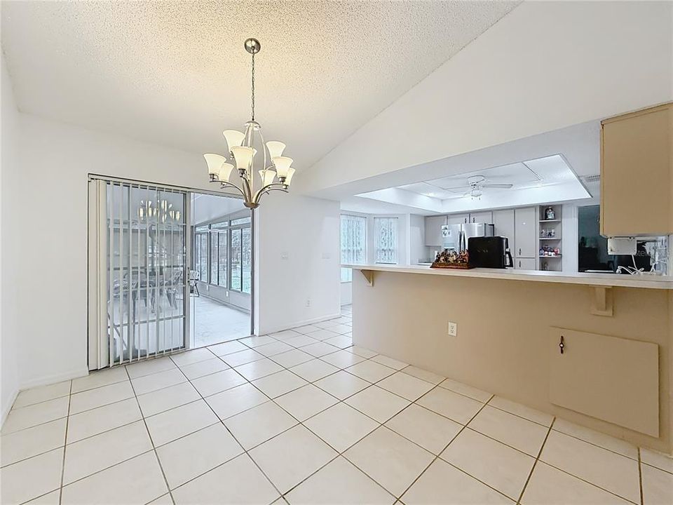 For Sale: $325,000 (3 beds, 2 baths, 1565 Square Feet)