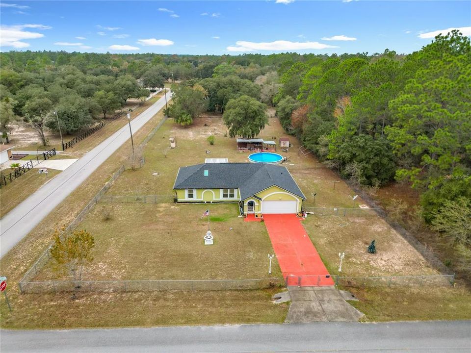 For Sale: $325,000 (3 beds, 2 baths, 1565 Square Feet)