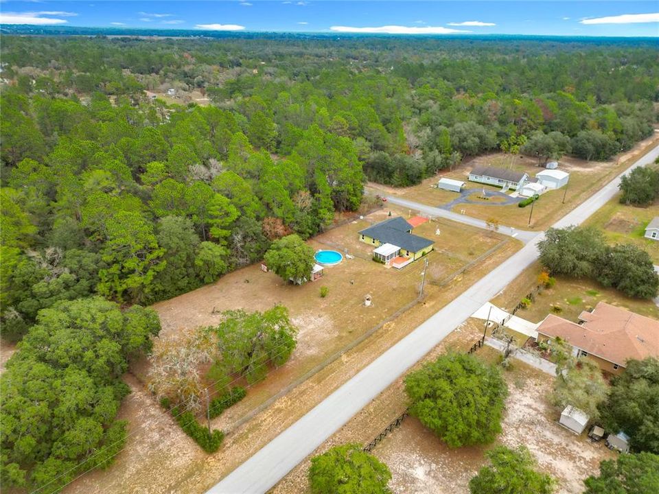 For Sale: $325,000 (3 beds, 2 baths, 1565 Square Feet)