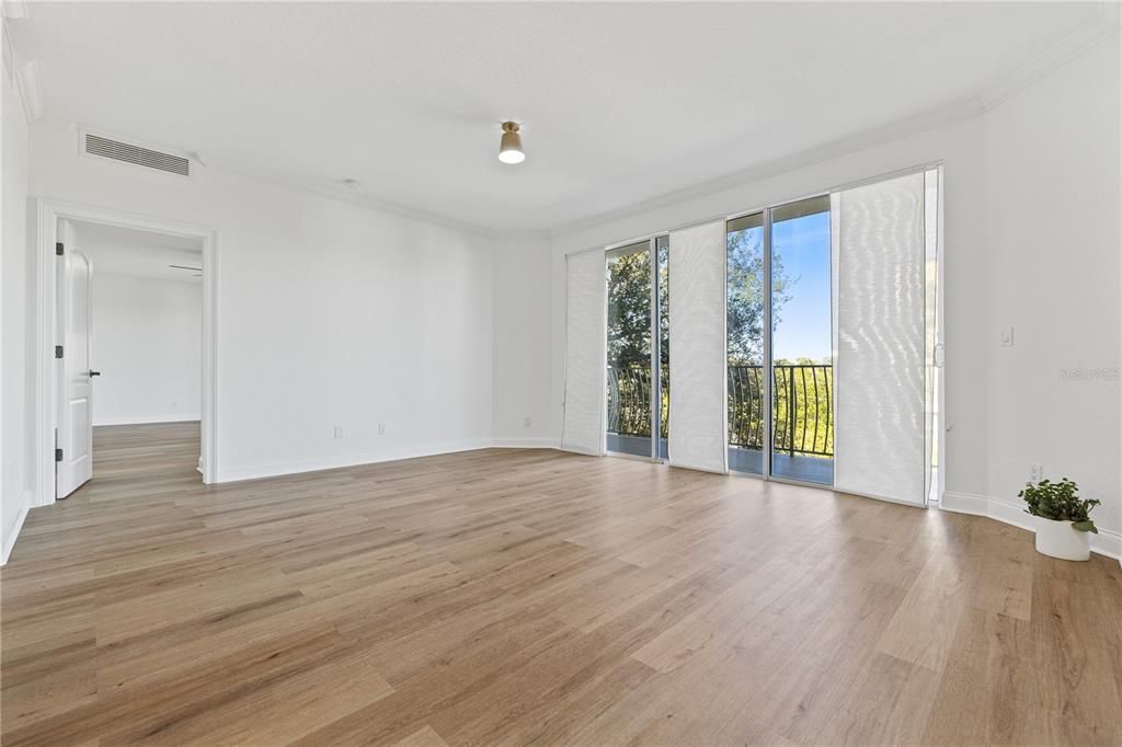 待售: $750,000 (2 贝兹, 2 浴室, 1640 平方英尺)