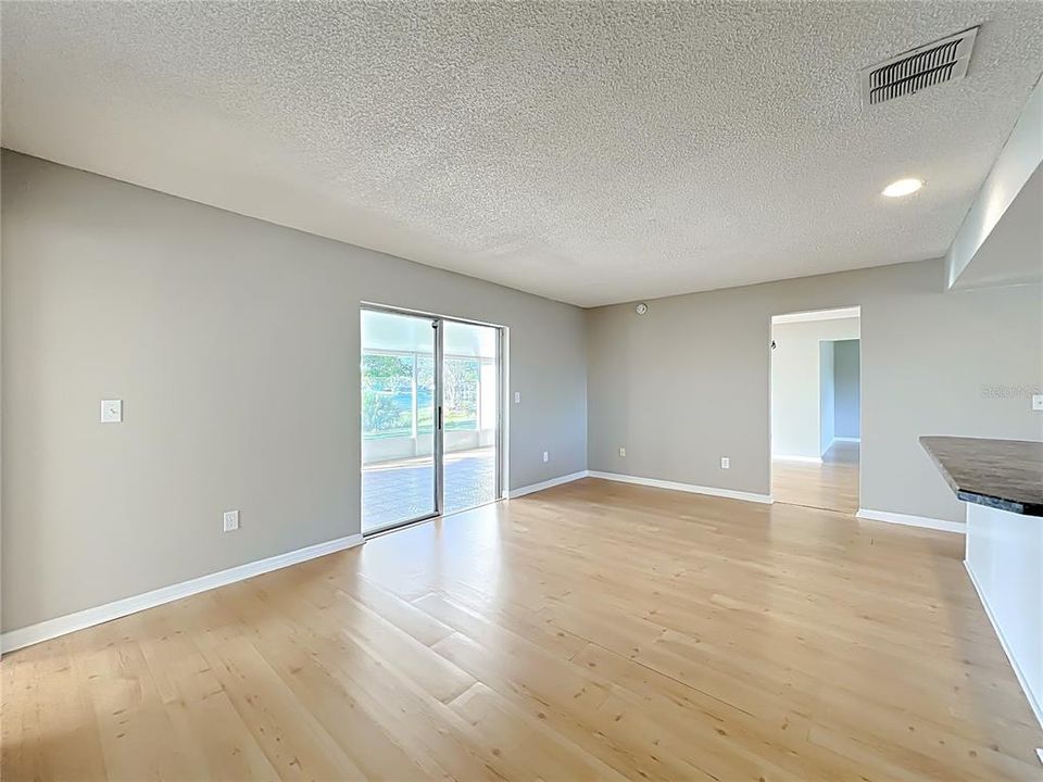 For Sale: $479,900 (3 beds, 2 baths, 1651 Square Feet)