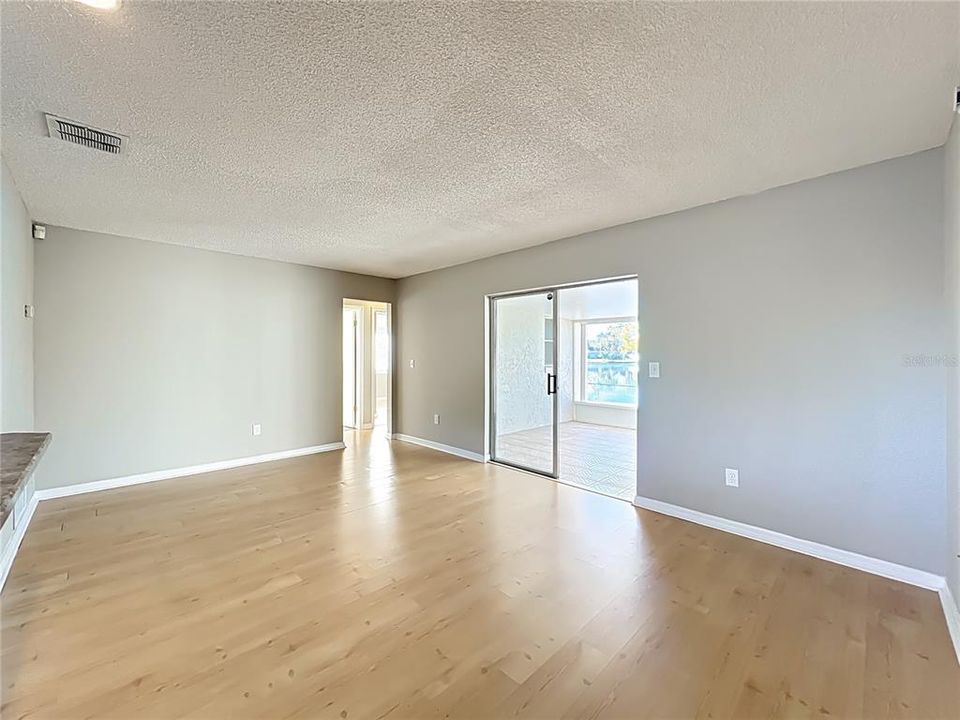 For Sale: $479,900 (3 beds, 2 baths, 1651 Square Feet)