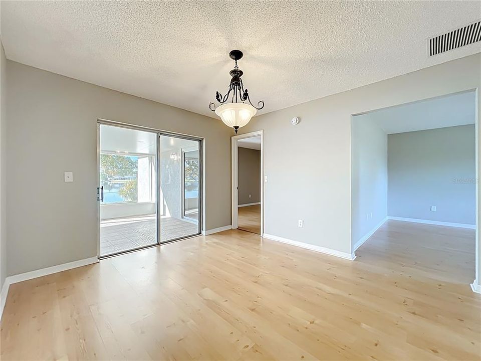 For Sale: $479,900 (3 beds, 2 baths, 1651 Square Feet)