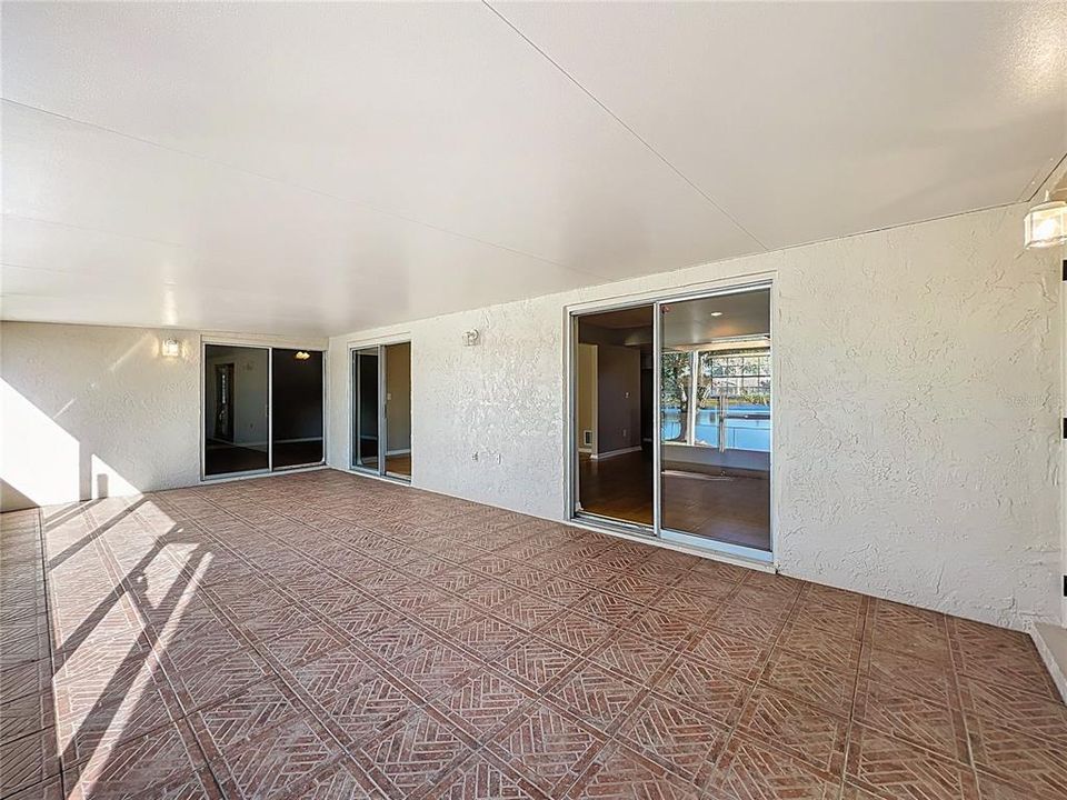 For Sale: $479,900 (3 beds, 2 baths, 1651 Square Feet)