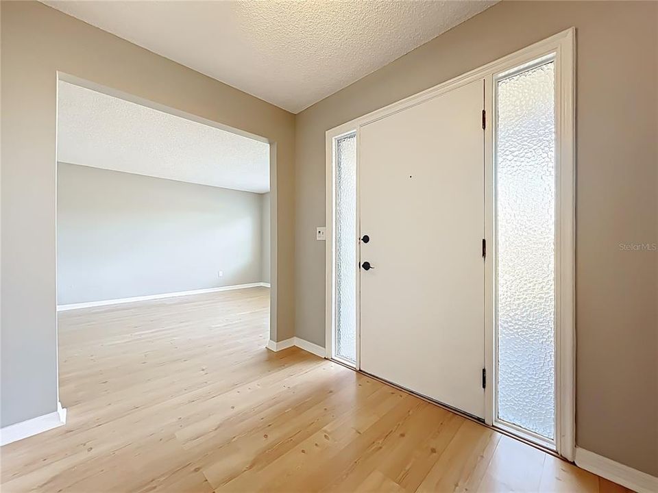 For Sale: $479,900 (3 beds, 2 baths, 1651 Square Feet)