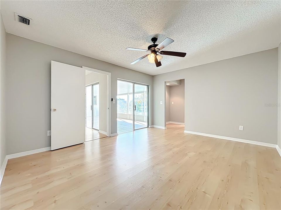 For Sale: $479,900 (3 beds, 2 baths, 1651 Square Feet)