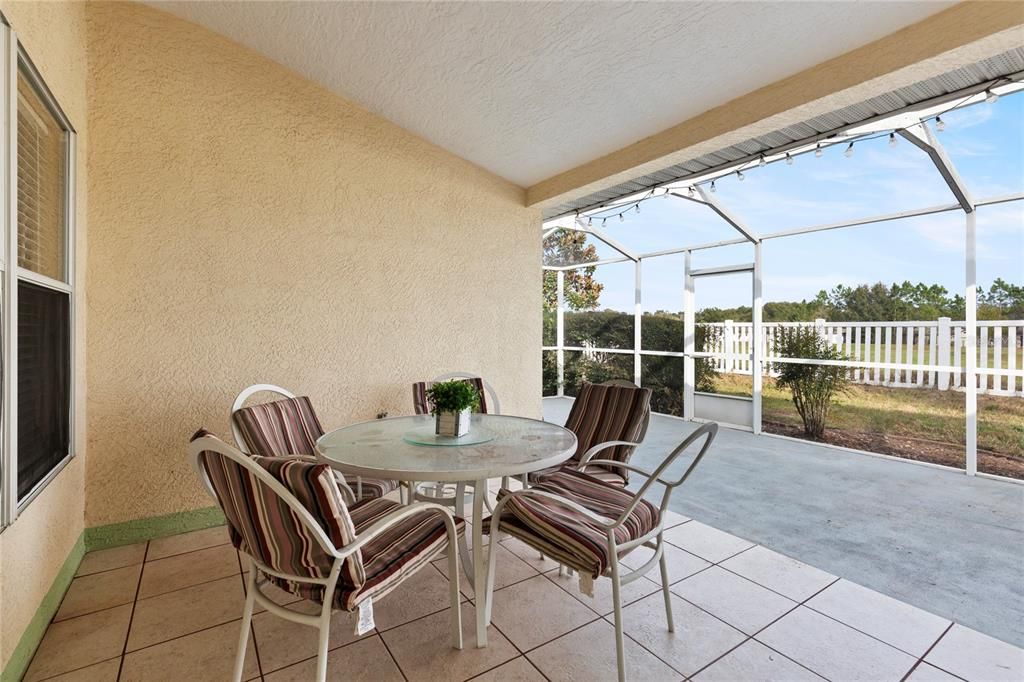 待售: $325,000 (4 贝兹, 2 浴室, 1846 平方英尺)