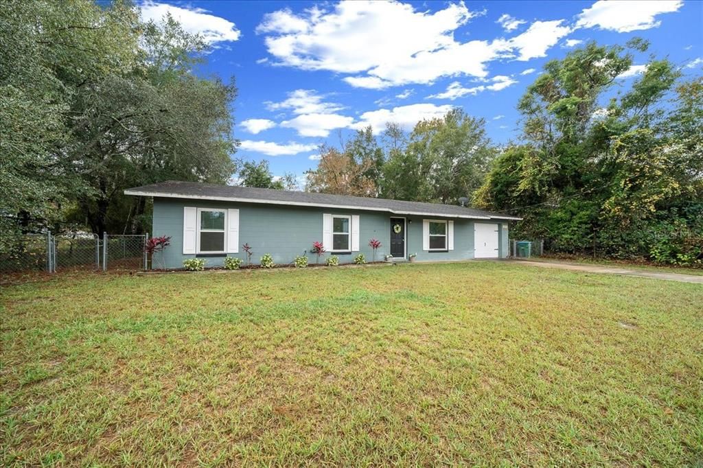 For Sale: $274,900 (3 beds, 1 baths, 1175 Square Feet)