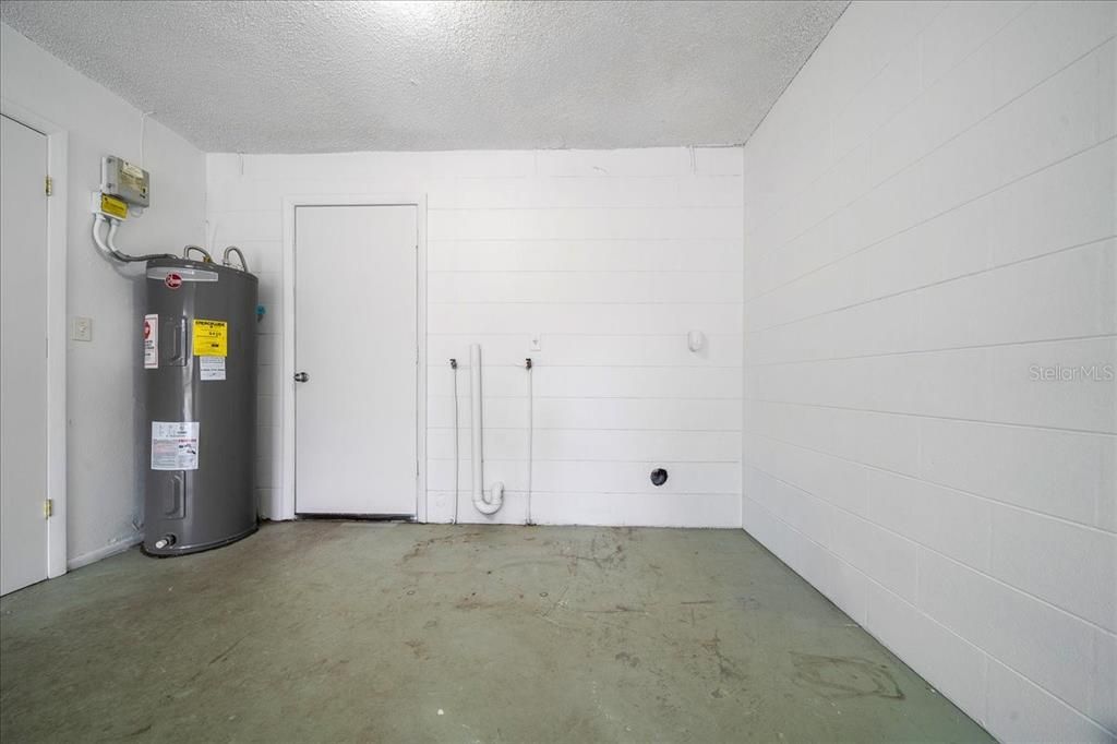 For Sale: $274,900 (3 beds, 1 baths, 1175 Square Feet)