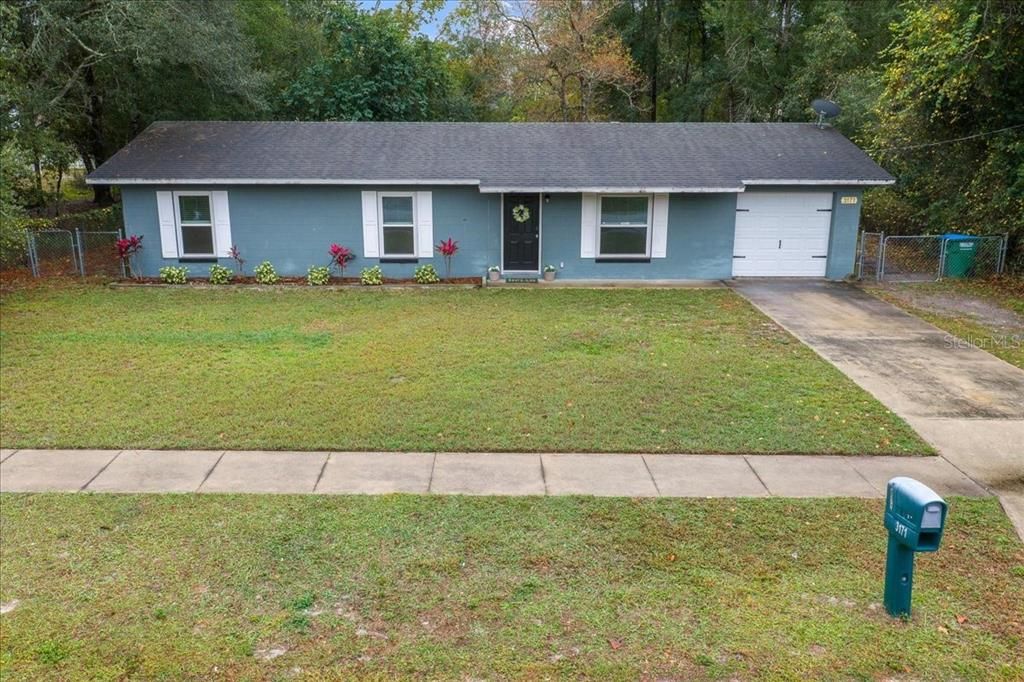 For Sale: $274,900 (3 beds, 1 baths, 1175 Square Feet)