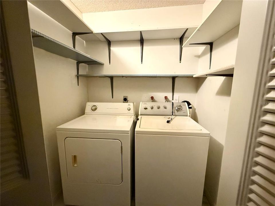 For Rent: $1,800 (2 beds, 2 baths, 1040 Square Feet)