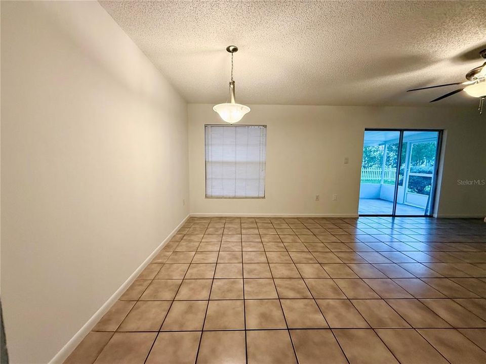 For Rent: $1,800 (2 beds, 2 baths, 1040 Square Feet)