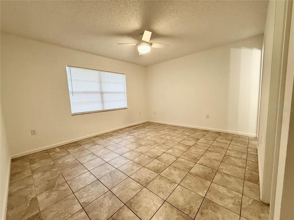 For Rent: $1,800 (2 beds, 2 baths, 1040 Square Feet)