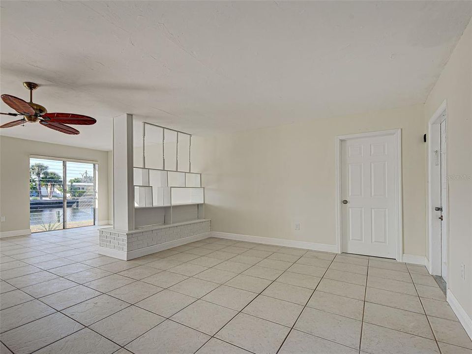 На продажу: $242,500 (3 спален, 2 ванн, 1505 Квадратных фут)