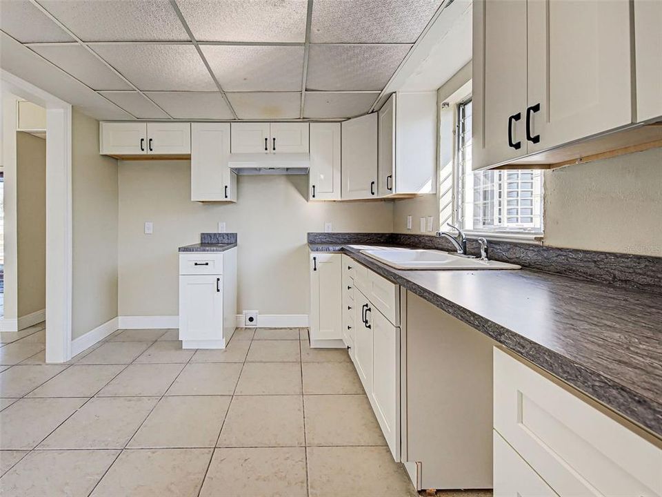 На продажу: $242,500 (3 спален, 2 ванн, 1505 Квадратных фут)