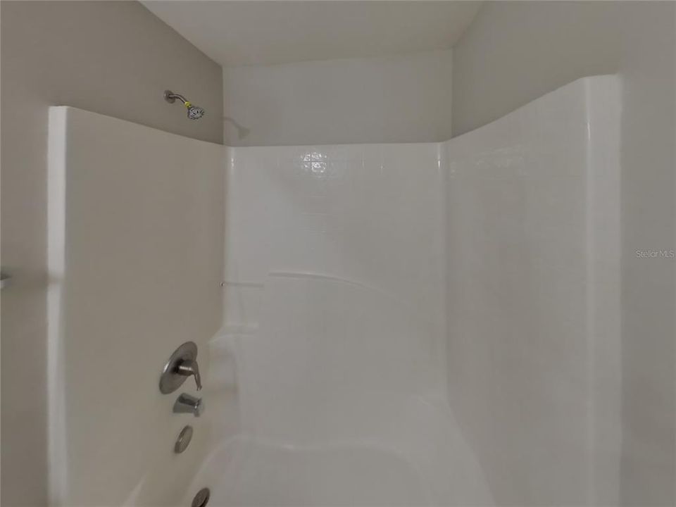 出租: $2,419 (5 贝兹, 2 浴室, 2852 平方英尺)