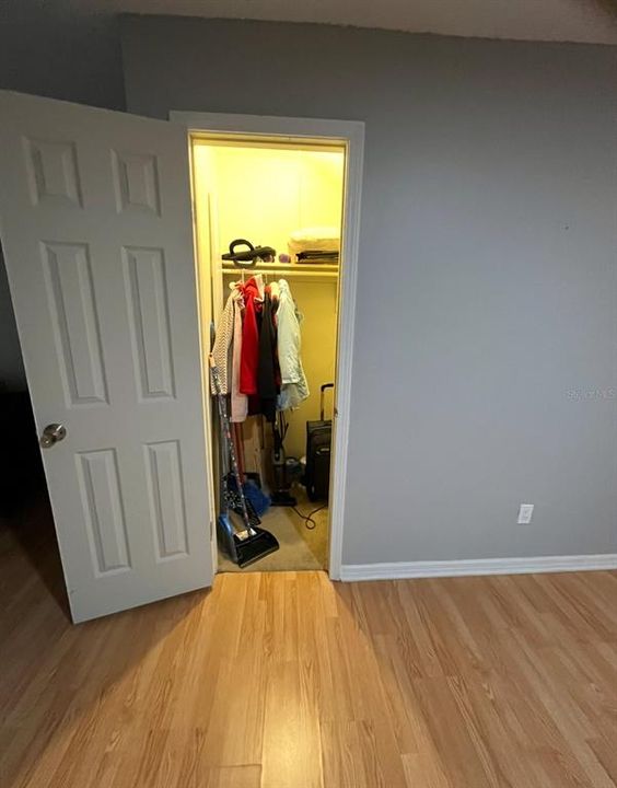 En Venta: $160,000 (2 camas, 1 baños, 1268 Pies cuadrados)